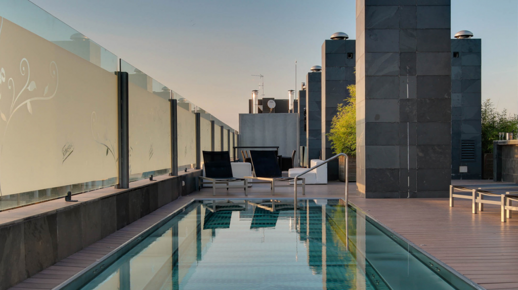 Atardecer en Madrid desde la terraza azotea de Rafaelhoteles Forum Alcalá