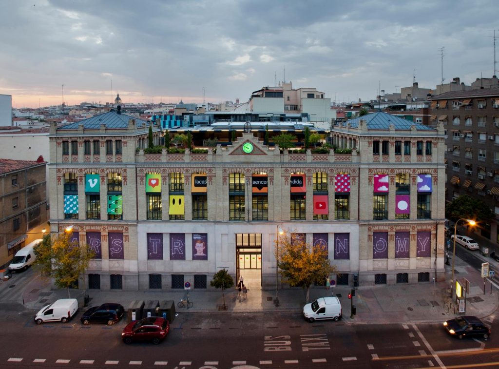 La Terraza Magnética de la Casa Encendida