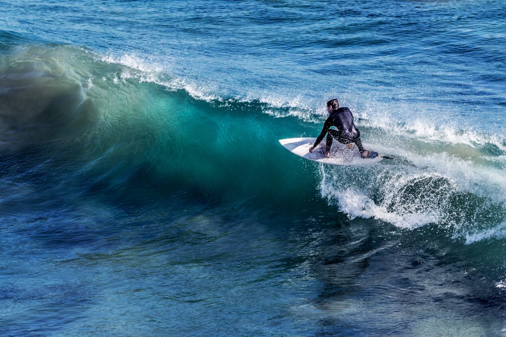 Surf, uno de los deportes acuáticos más practicados en España