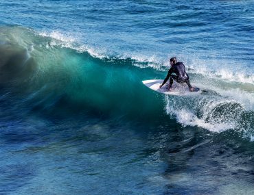 Surf, uno de los deportes acuáticos más practicados en España
