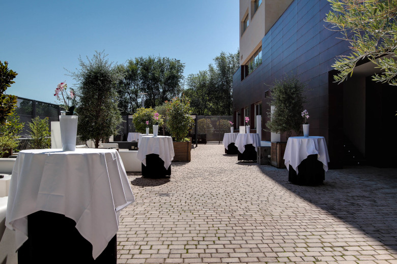 Bodas y celebraciones Bodas y celebraciones