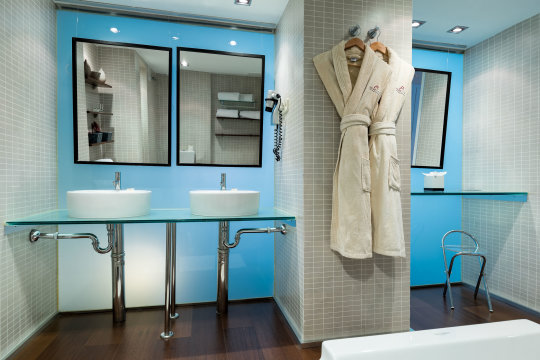 RH_VE_junior_suite_bano_3.jpg